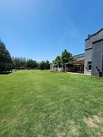 Howard Johnson by Wyndham Funes