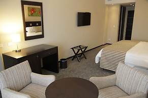 Howard Johnson by Wyndham Funes