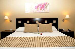 Howard Johnson by Wyndham Funes