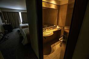 Howard Johnson by Wyndham Funes