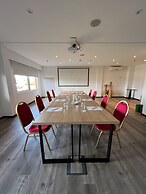 Howard Johnson by Wyndham Funes