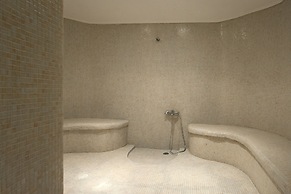 Alonissos Beach Bungalows & Suites Hotel