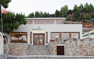 Alonissos Beach Bungalows & Suites Hotel
