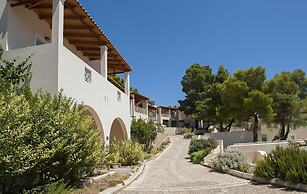 Alonissos Beach Bungalows & Suites Hotel