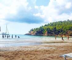 Alonissos Beach Bungalows & Suites Hotel