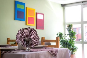 Hotel Portal del Milán