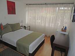 Hotel Portal del Milán