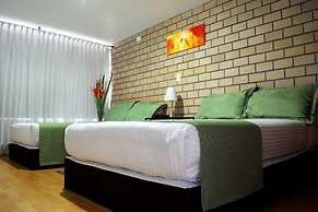 Hotel Portal del Milán