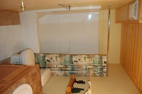 Creekview Court by Apex Accommodations