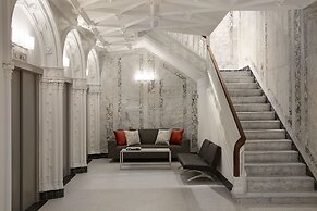 The Godfrey Hotel Boston