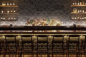 The Godfrey Hotel Boston