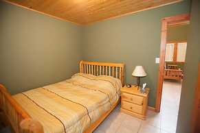 Outlaws Inn by Apex Accommodations