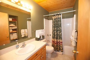 Outlaws Inn by Apex Accommodations