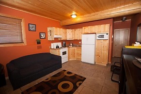 Silver Bullet Inn by Apex Accommodations