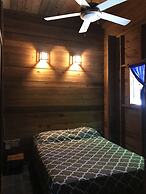 Roatan Bed & Breakfast Apartments