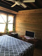 Roatan Bed & Breakfast Apartments