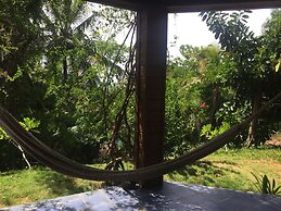 Roatan Bed & Breakfast Apartments