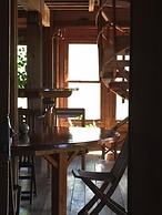 Roatan Bed & Breakfast Apartments