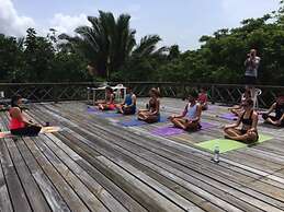 Roatan Bed & Breakfast Apartments