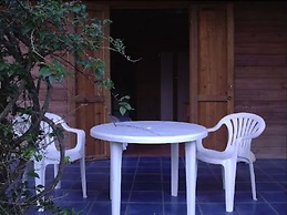 Roatan Bed & Breakfast Apartments