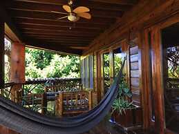 Roatan Bed & Breakfast Apartments