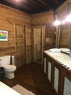 Roatan Bed & Breakfast Apartments