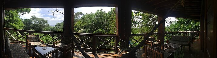 Roatan Bed & Breakfast Apartments