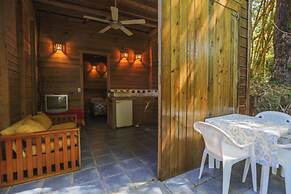 Roatan Bed & Breakfast Apartments