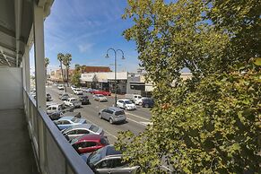 Indulge Apartments CBD