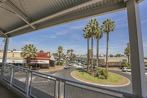 Indulge Apartments CBD