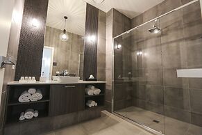 Indulge Apartments CBD