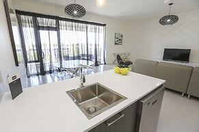 Indulge Apartments CBD