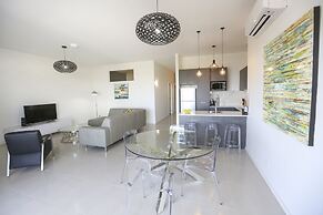Indulge Apartments CBD