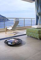 Xenia Residence & Suites