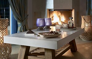 Xenia Residence & Suites