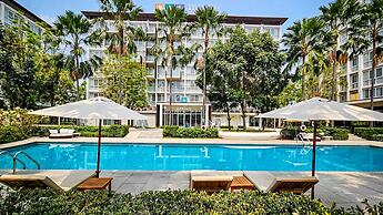 The Idle Hotel and Residence