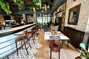 The Idle Hotel and Residence