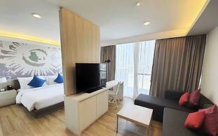 The Idle Hotel and Residence