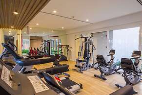 The Idle Hotel and Residence