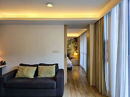 The Idle Hotel and Residence