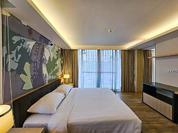 The Idle Hotel and Residence