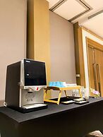 The Idle Hotel and Residence