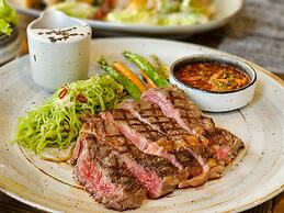 The Idle Hotel and Residence