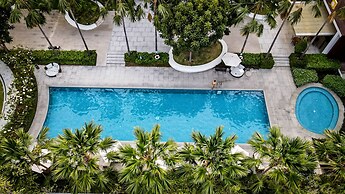 The Idle Hotel and Residence