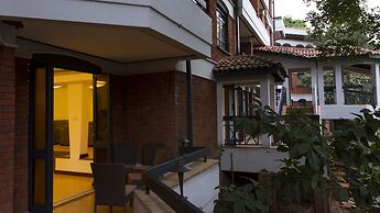 Heri Heights Hotel Apartments, SureStay Collection by BW