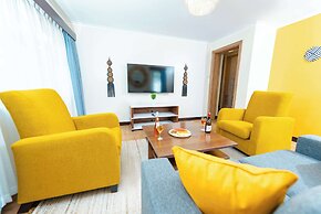 Heri Heights Hotel Apartments, SureStay Collection by BW