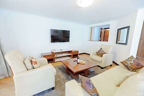 Heri Heights Hotel Apartments, SureStay Collection by BW