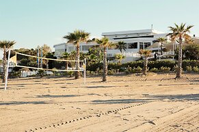 Flora Garden Beach Club - All inclusive