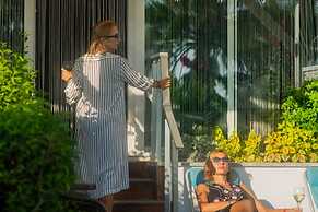 Flora Garden Beach Club - All inclusive