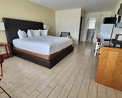 Chateau Mar Beach Resort